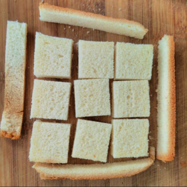 煉奶煎切片面包的做法 步骤3