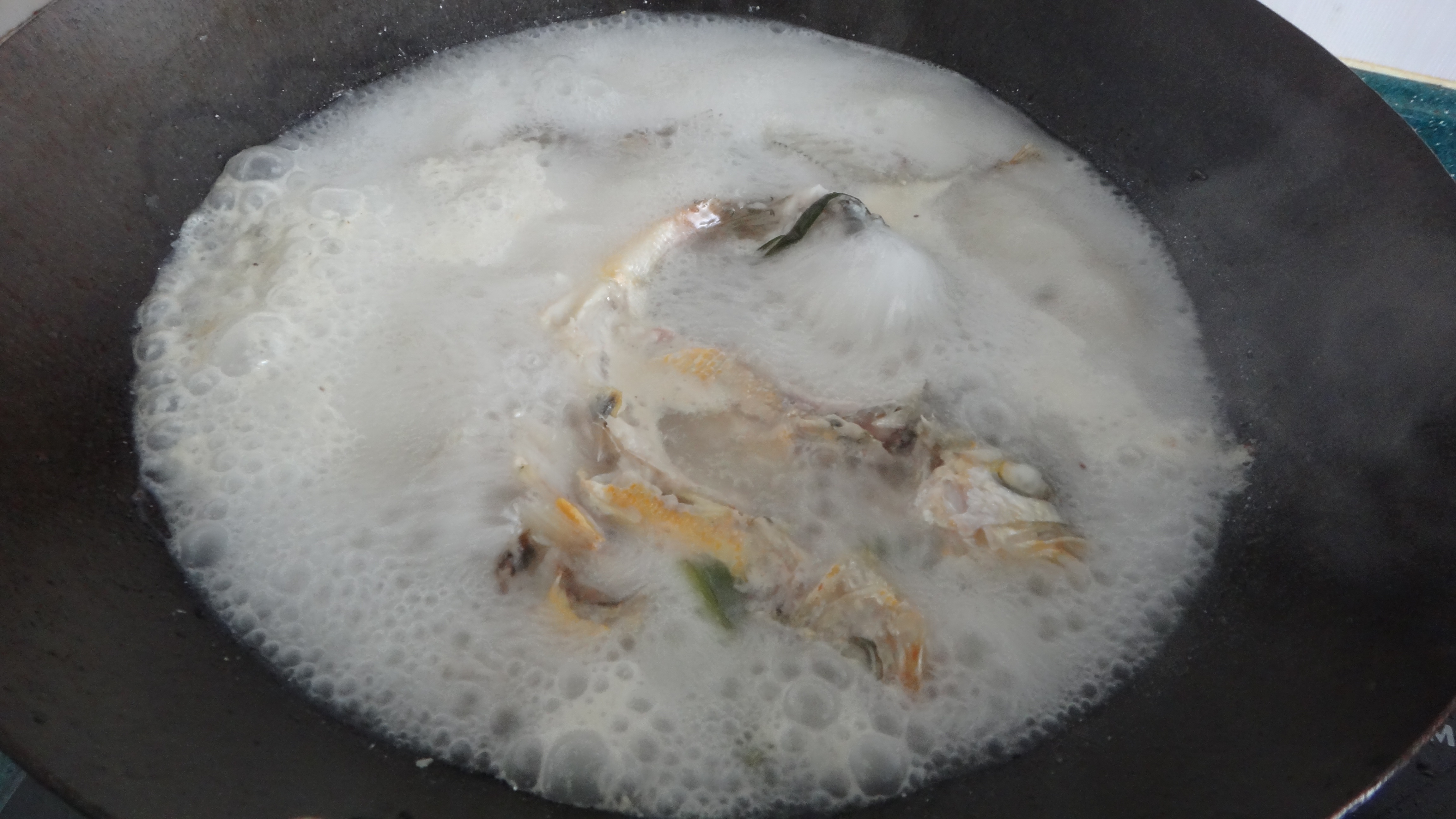 雪菜黃魚面的做法 步骤6