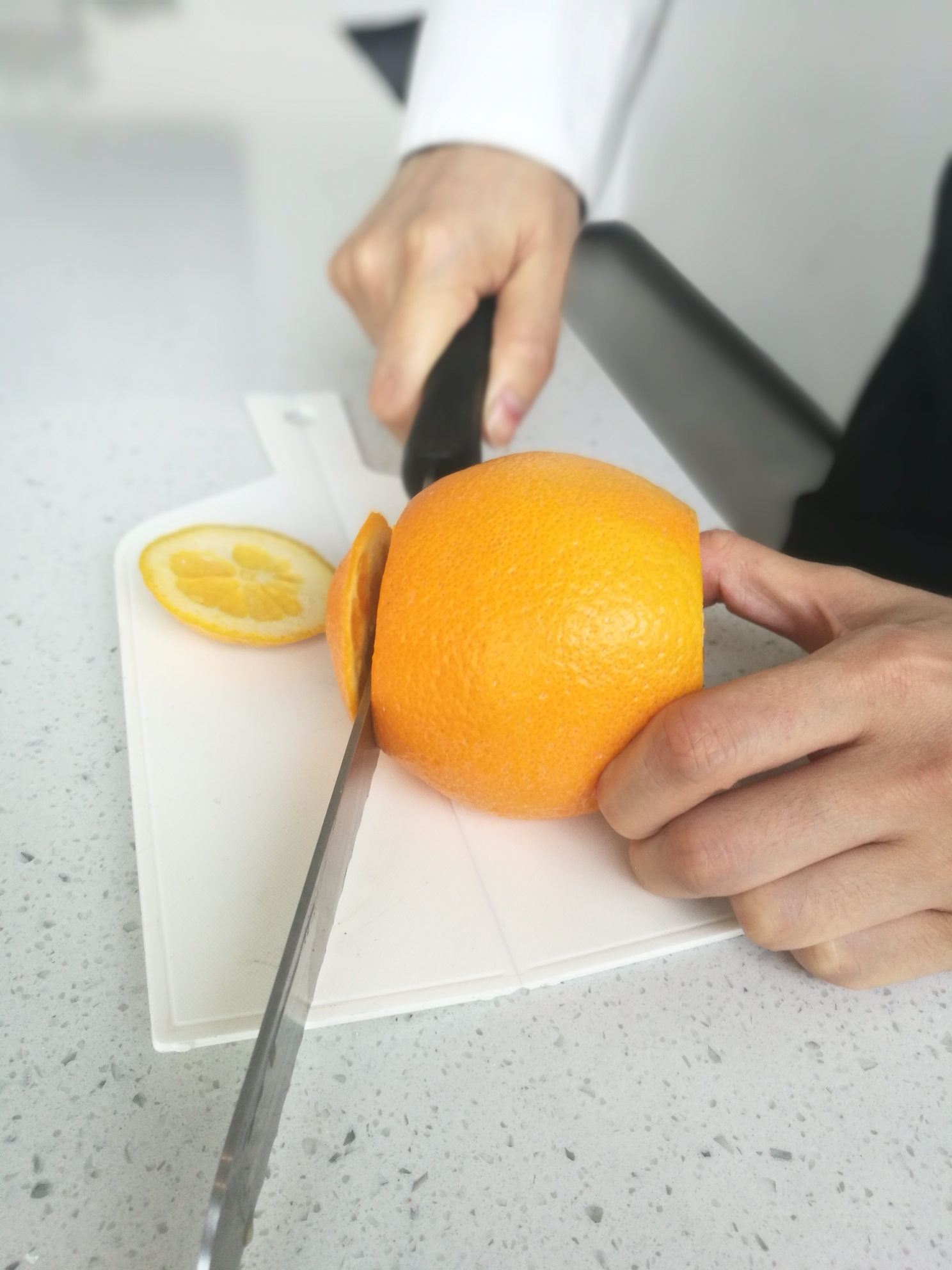 香煎（鴨）鵝肝配香橙醬的做法 步骤1