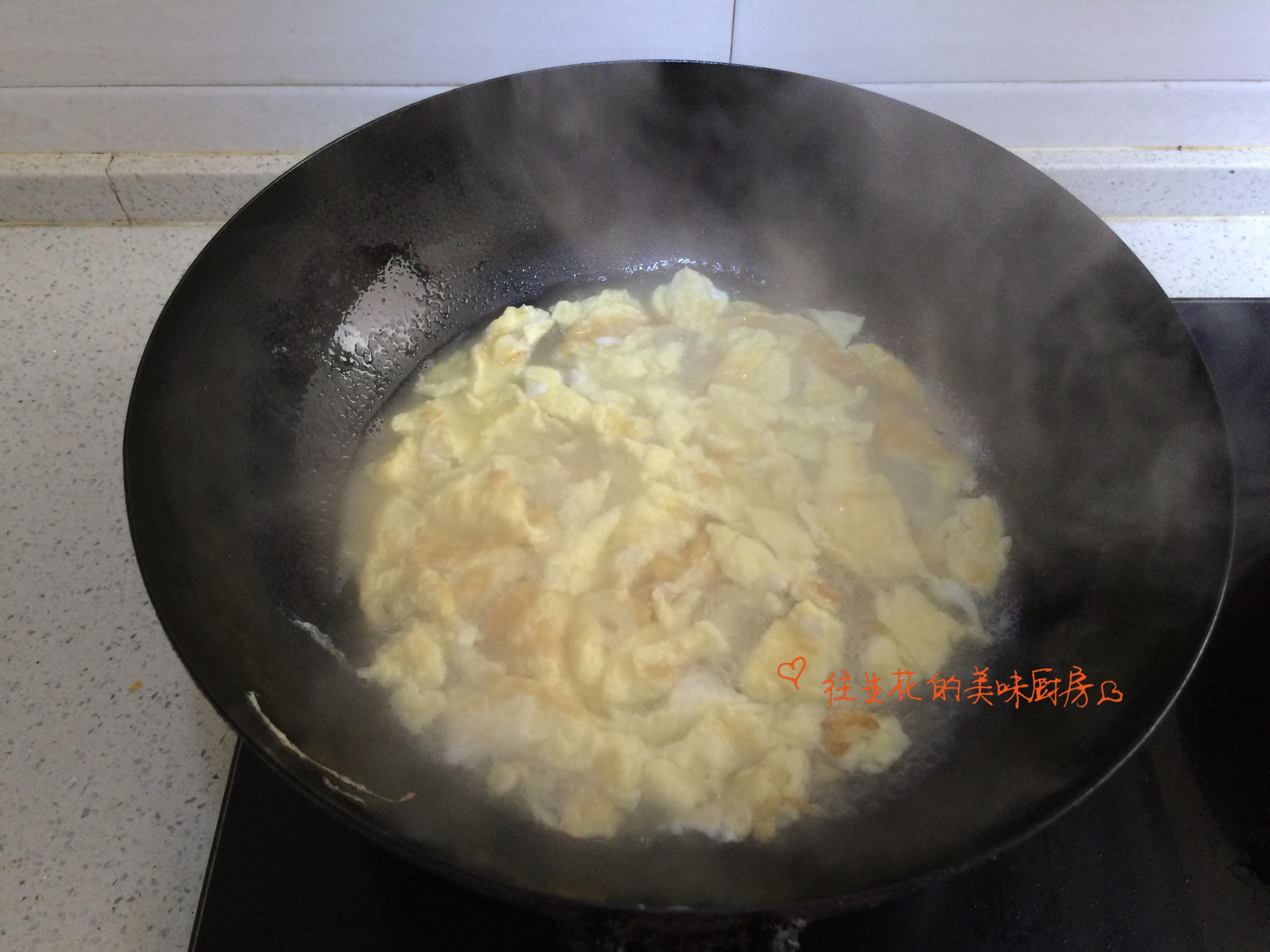 豌豆尖煎蛋湯的做法 步骤4