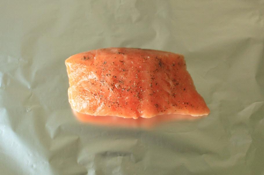 錫紙烤三文魚 （Salmon Baked in Foil）的做法 步骤4