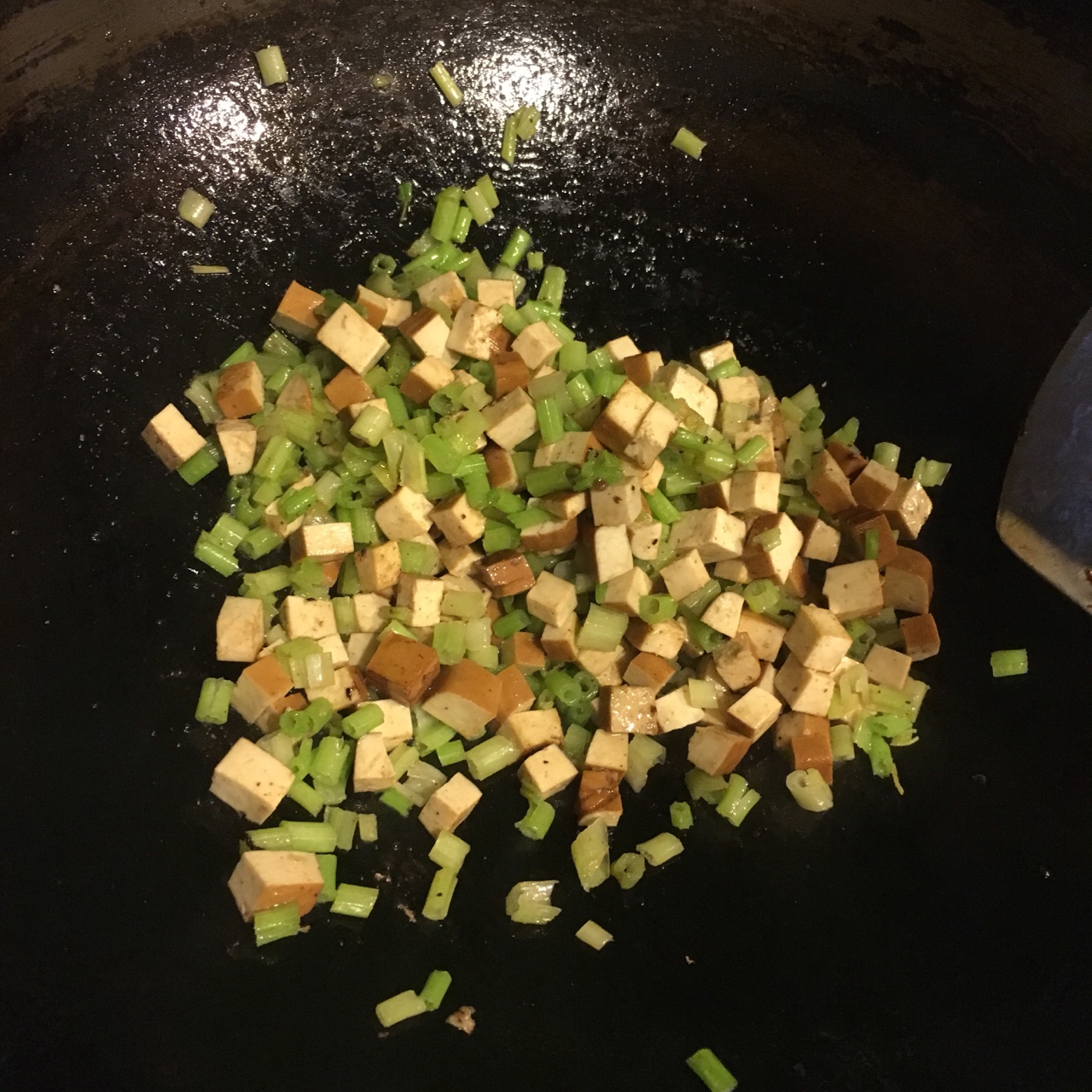 下飯神器：芹菜香乾牛肉沫的做法 步骤6