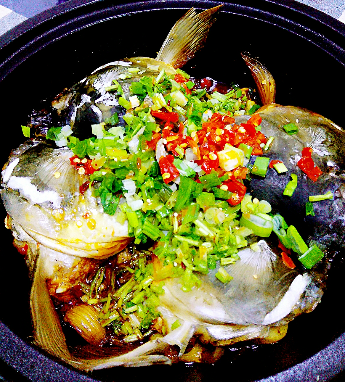 塔吉鍋版剁椒魚頭的做法 步骤3