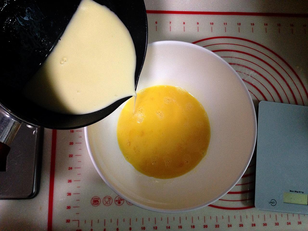 芋頭焦糖奶油布丁的做法 步骤5