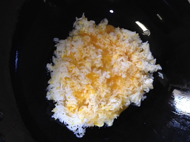 黃金蛋炒飯（西式炒飯）的做法 步骤3