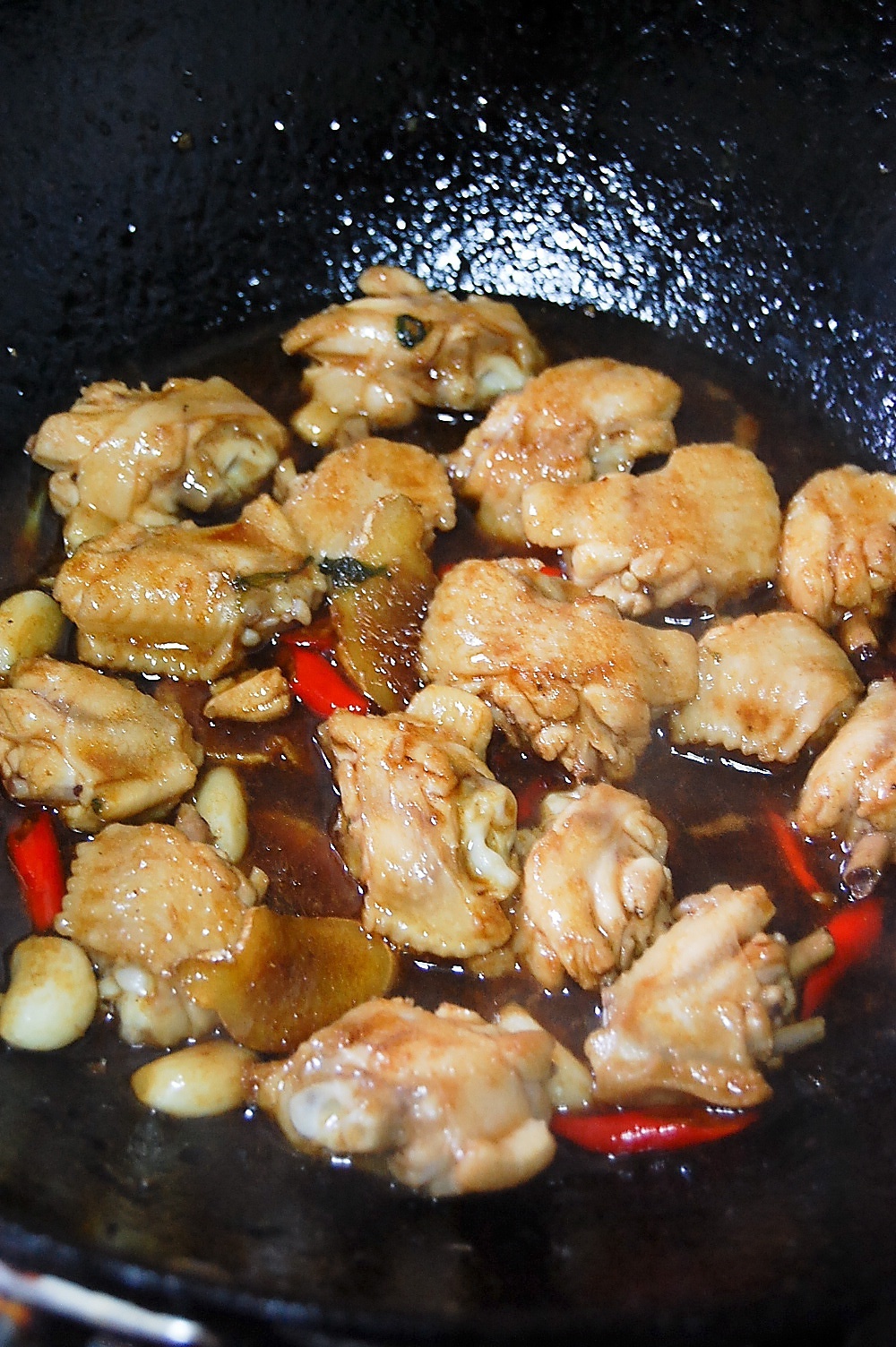 砂鍋油豆腐雞翅煲的做法 步骤8