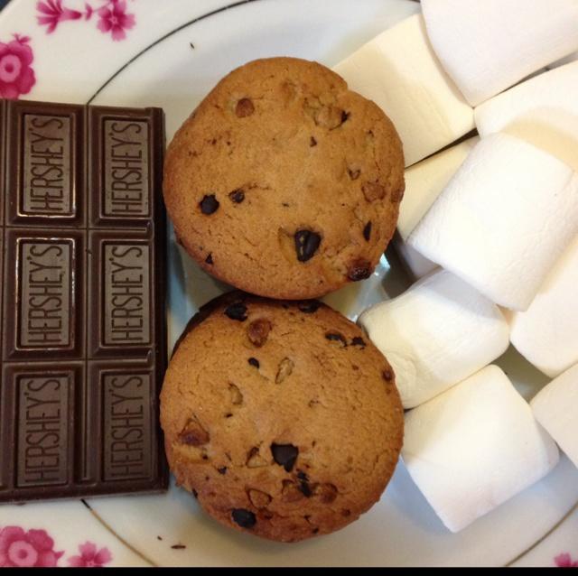 孩子氣零食——棉花糖巧克力曲奇的做法 步骤1