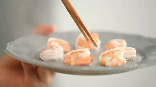 飯合 | 蝦肉串燒的做法 步骤5