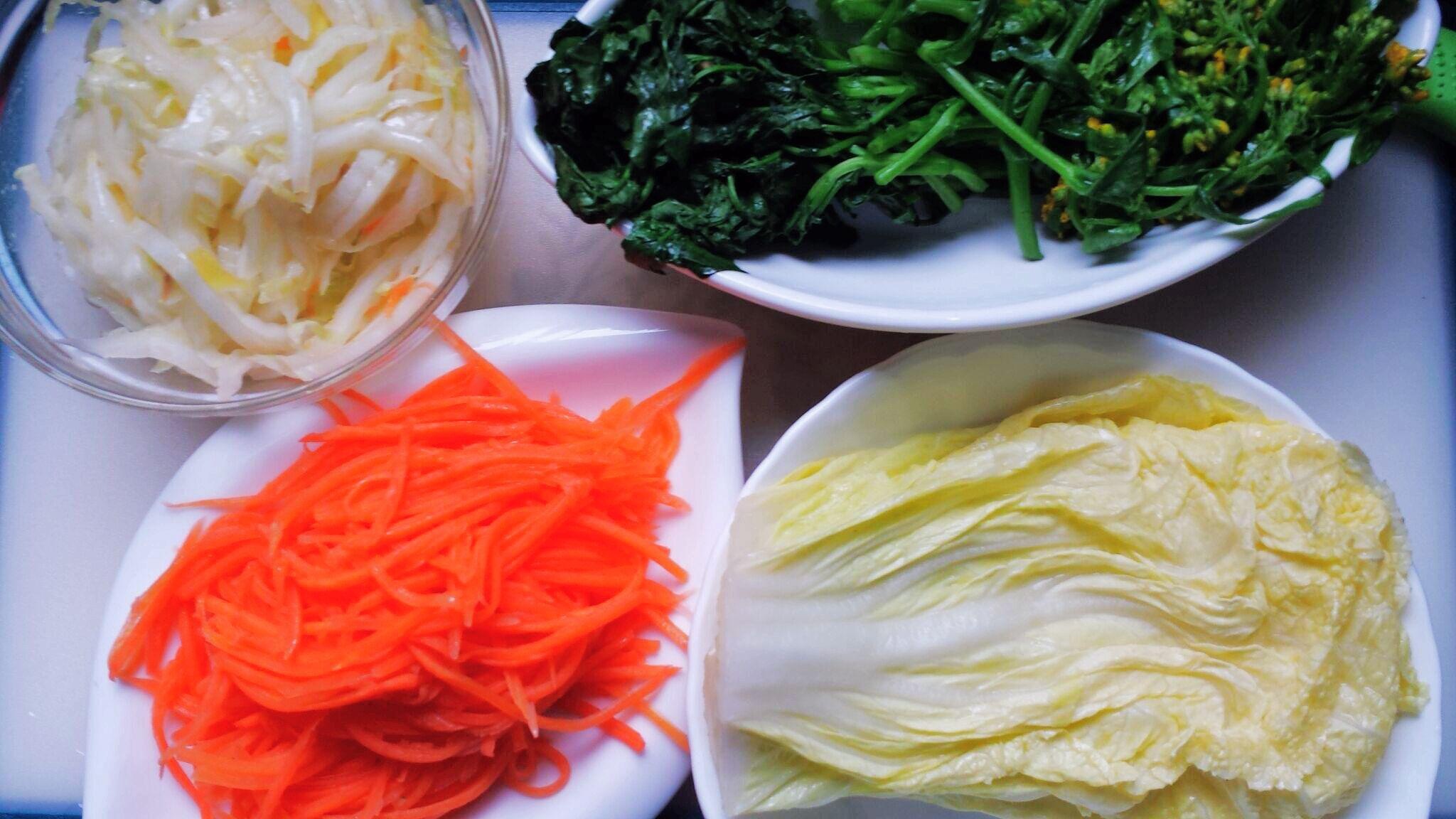 如何讓白菜也高大上起來丨晶瑩白菜卷 · 圓滿素食的做法 步骤6