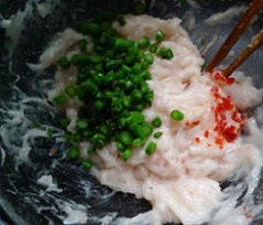 鹹鮮軟嫩蘆筍龍俐魚餅的做法 步骤6