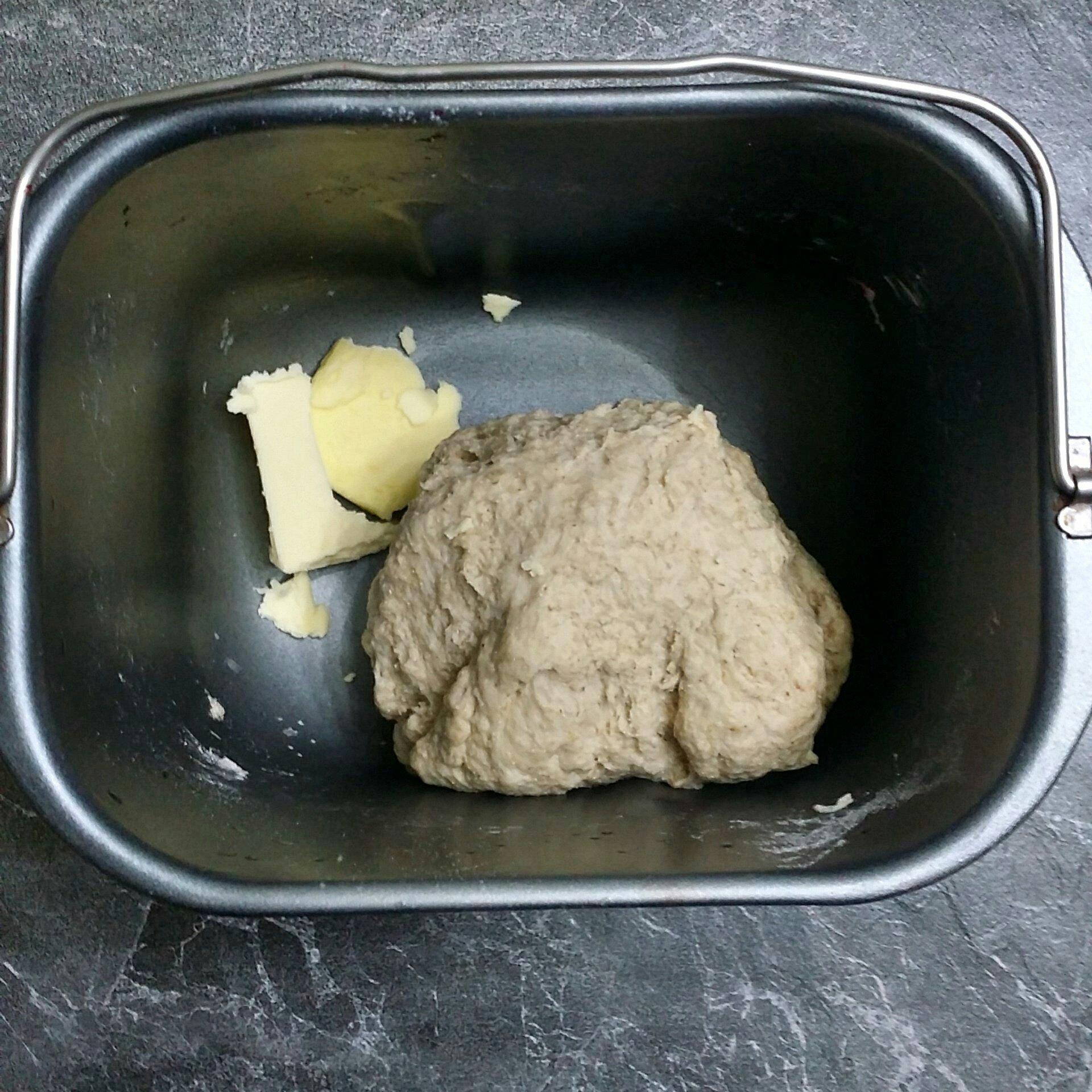 全麥紅豆麪包的做法 步骤2