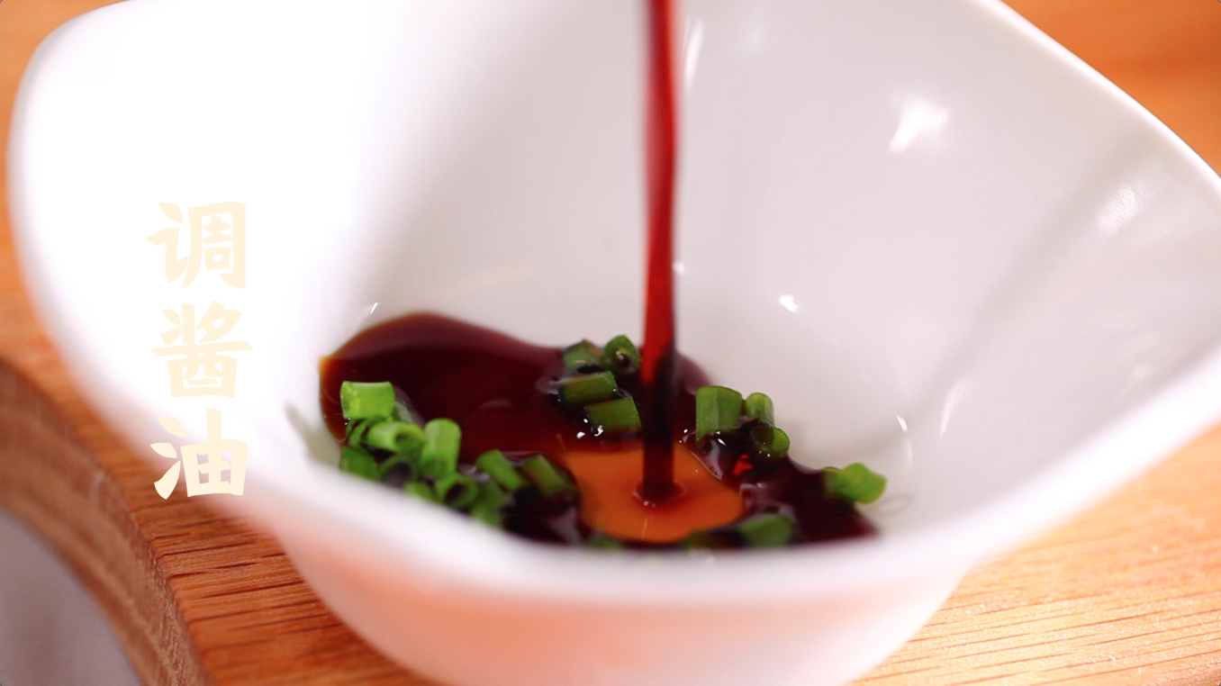 芒果大蝦蘸醬油&越南三色卷的做法 步骤11