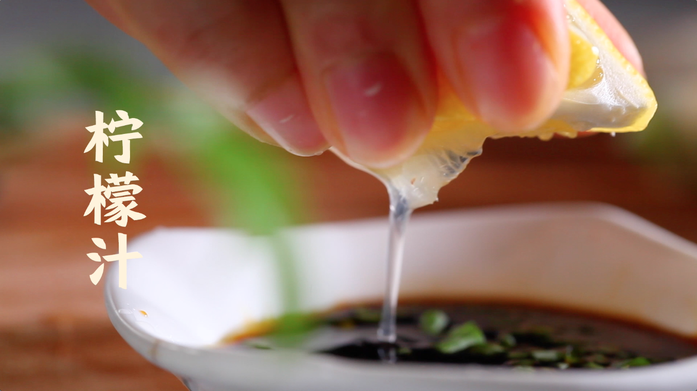 芒果大蝦蘸醬油&越南三色卷的做法 步骤12