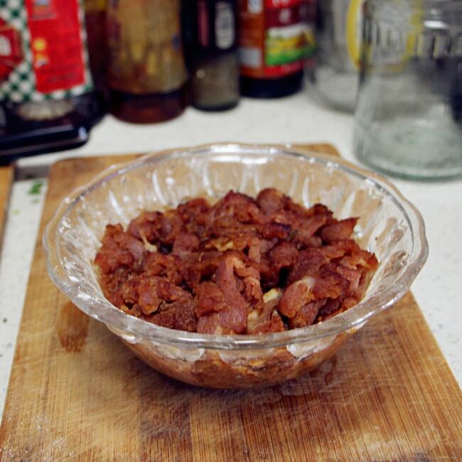 水煮肉片（吃不夠的下飯菜）的做法 步骤1