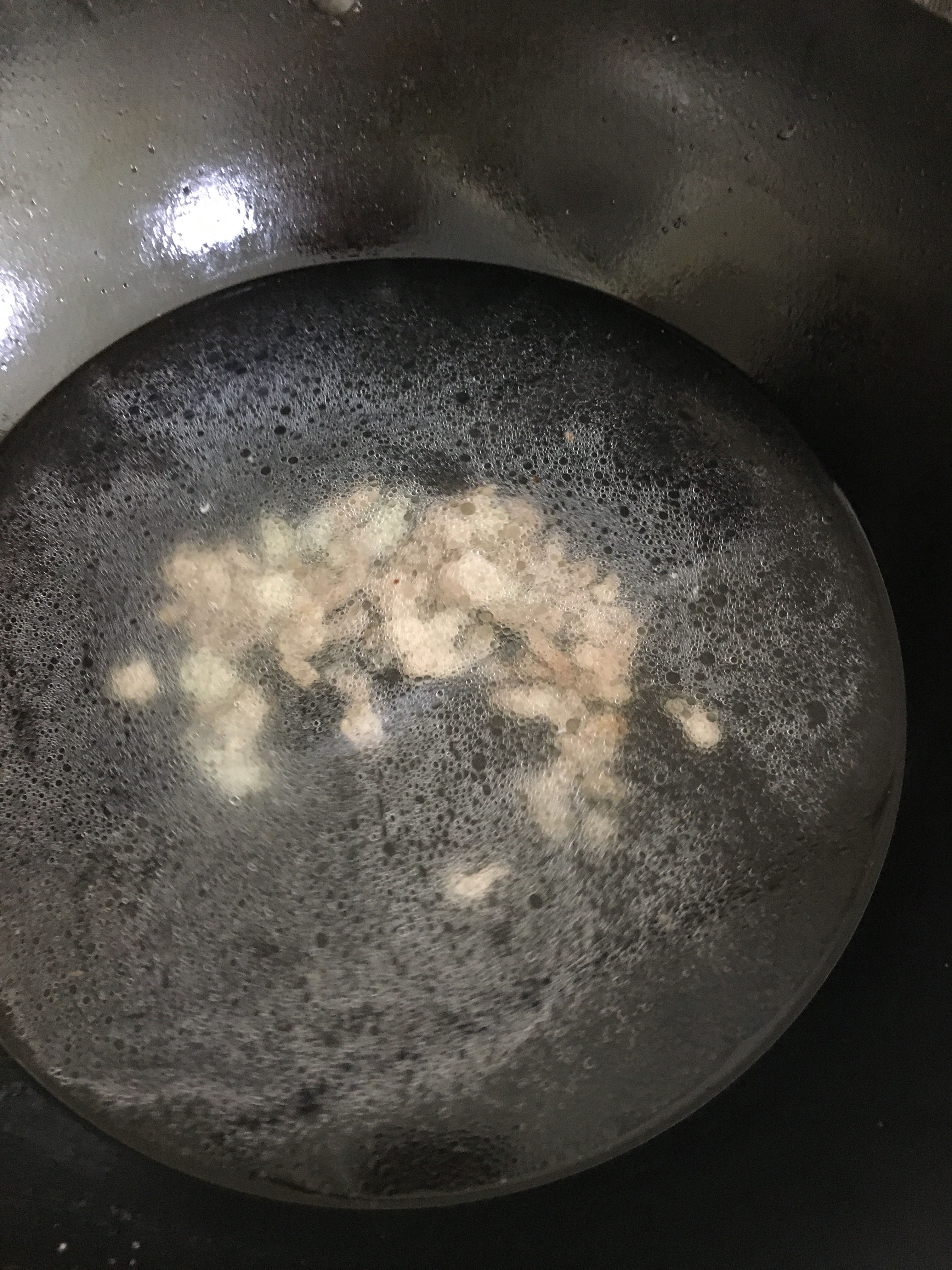 豬肝豬血湯 寶寶補鐵專用湯的做法 步骤3