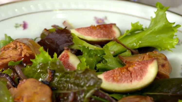 【Rachel khoo】無花果雞肝沙拉（Salade de figues et Foies de Volailles）的做法 步骤3