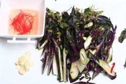 清炒紫菜心的做法 步骤1