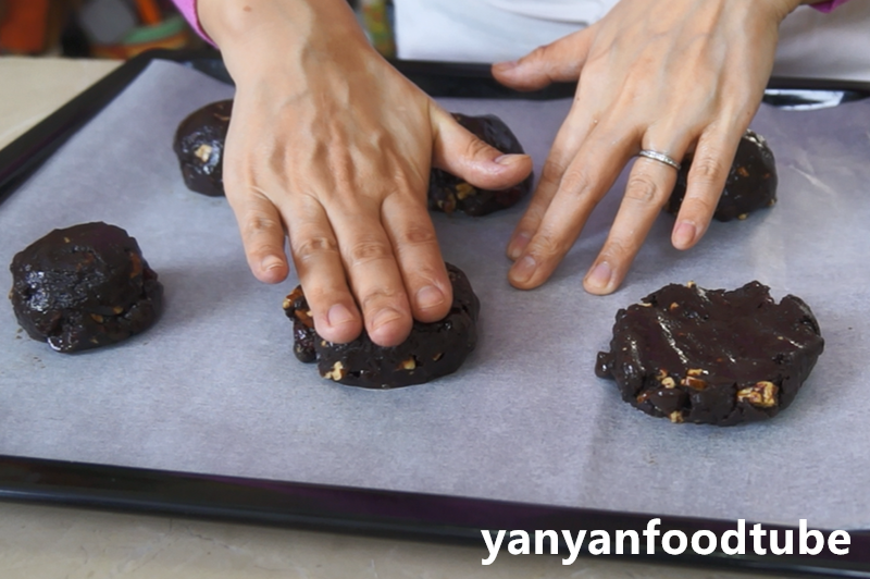 三重巧克力曲奇餅乾 Triple Chocolate Cookies的做法 步骤8