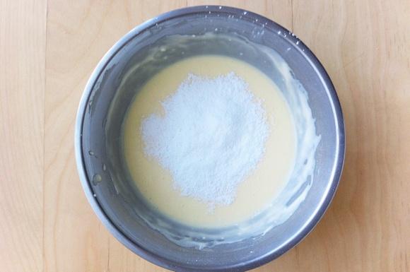 杏仁乳酪雙層蛋糕塊的做法 步骤11