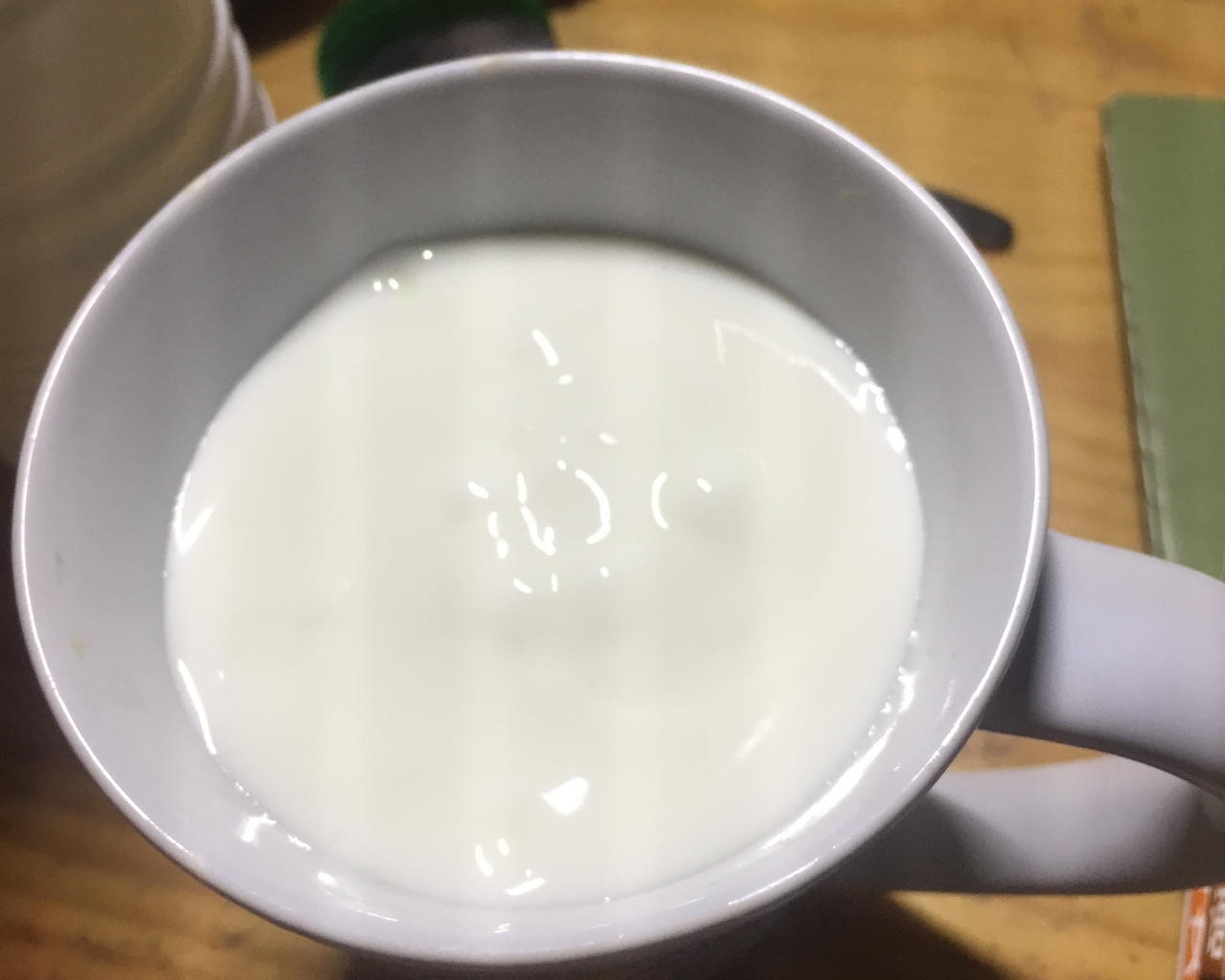 大麥若葉酸奶的做法 步骤3