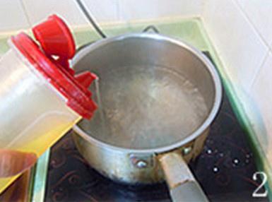 涼拌豆角的做法 步骤2