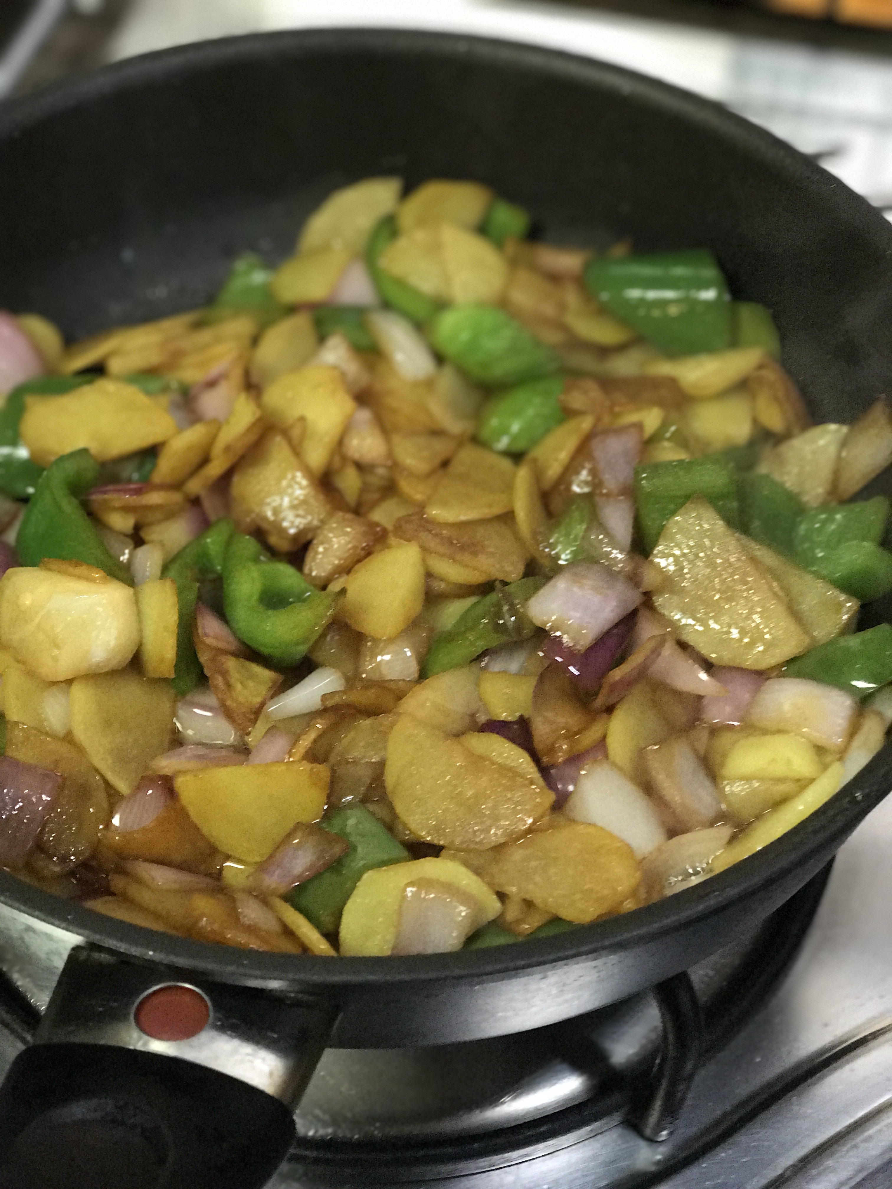 洋蔥青椒炒土豆的做法 步骤5
