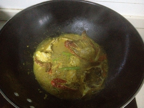 東南亞料理——咖哩蟹的做法 步骤5