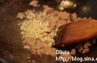 肉末香菇豆腐的做法 步骤3