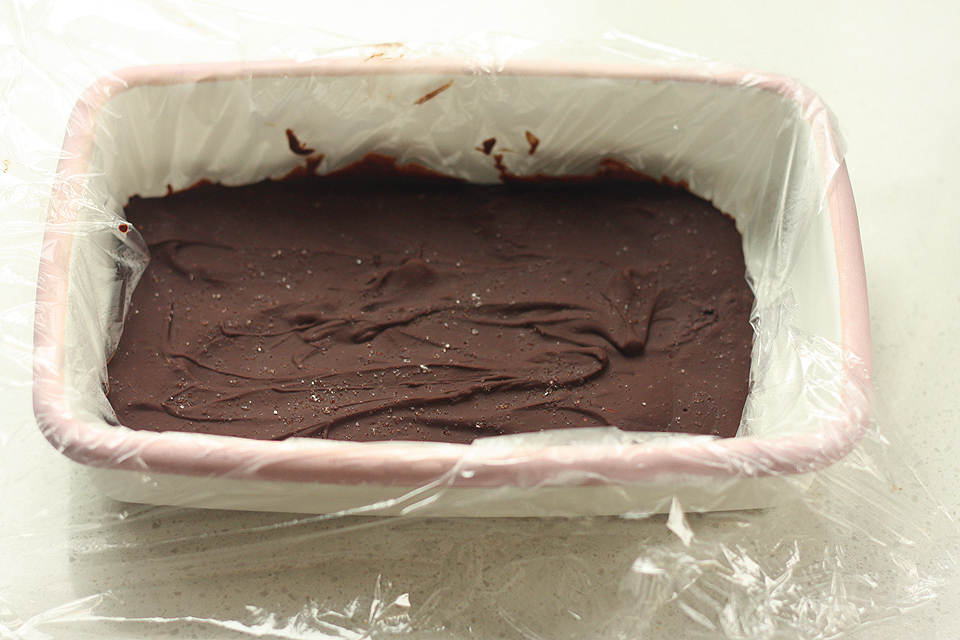 PH鹽之花巧克力磅蛋糕的做法 步骤1