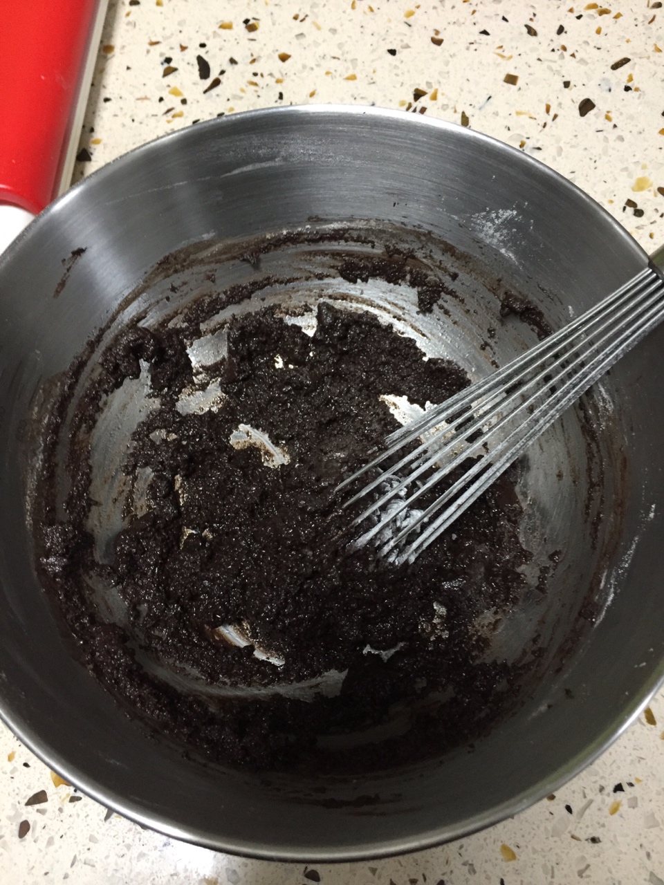 黑巧克力蛋糕卷的做法 步骤3