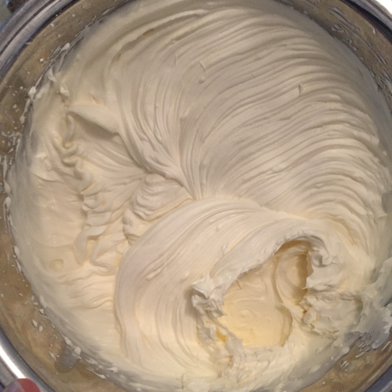 淡奶油裱花蛋糕的做法 步骤1