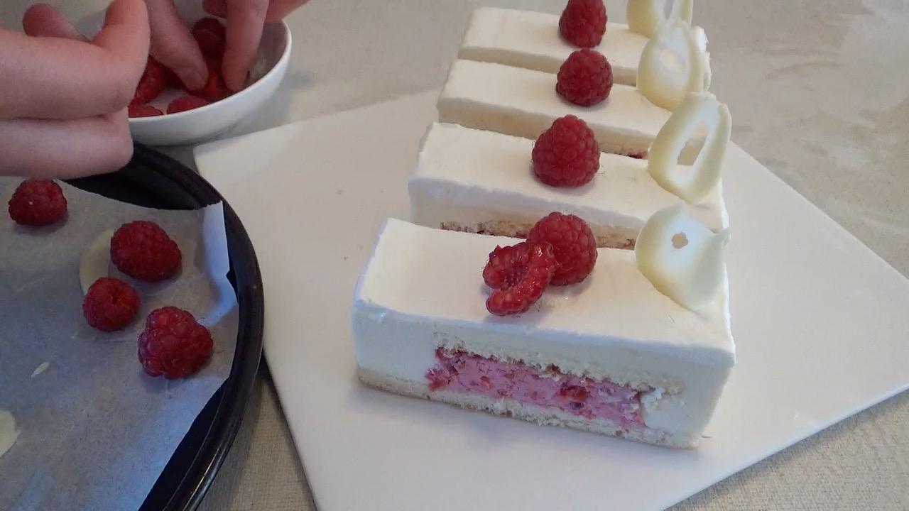 ilse 白巧克力&樹莓慕斯蛋糕（視訊菜譜）的做法 步骤27