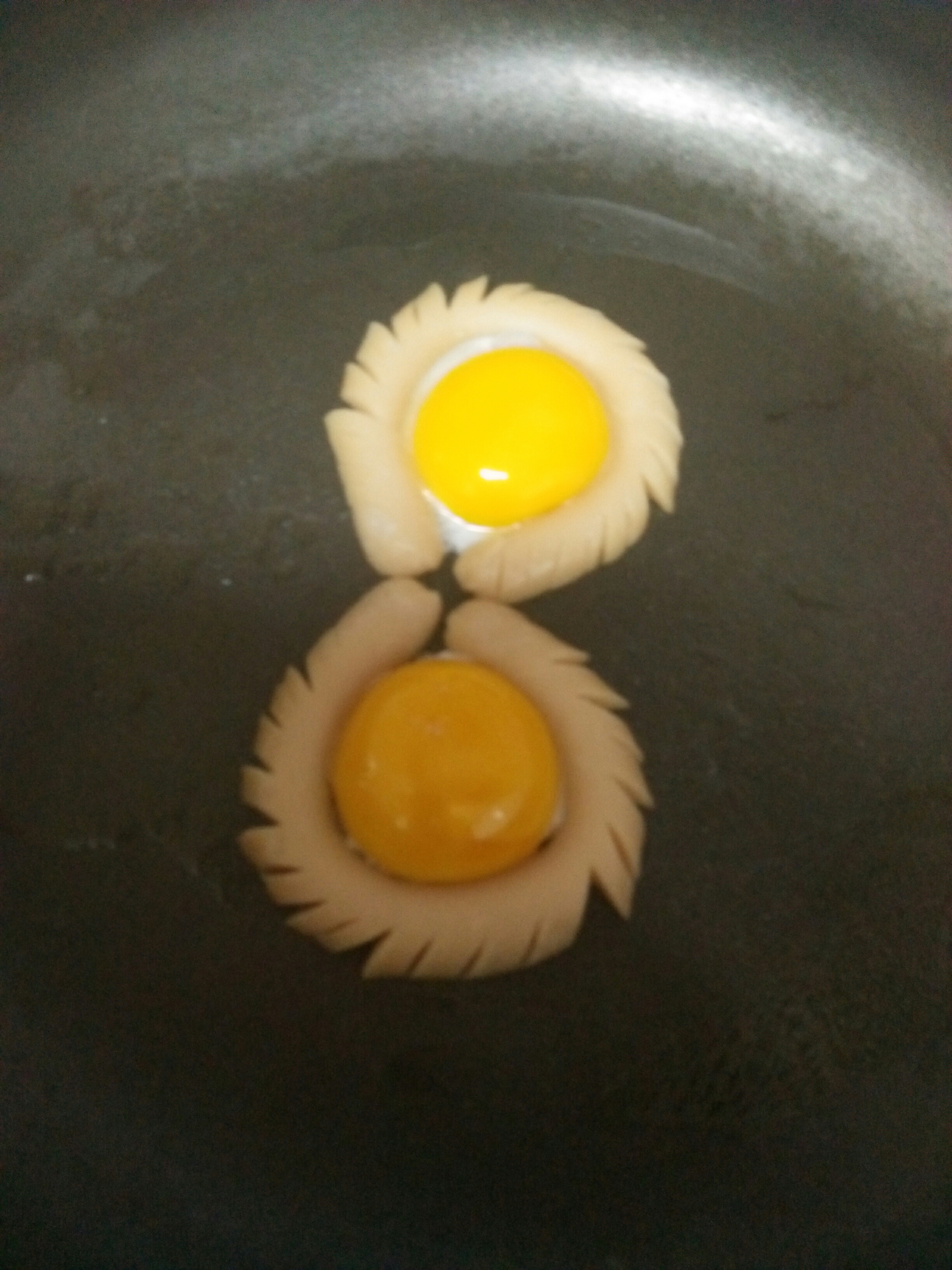 火腿腸煎蛋的做法 步骤4