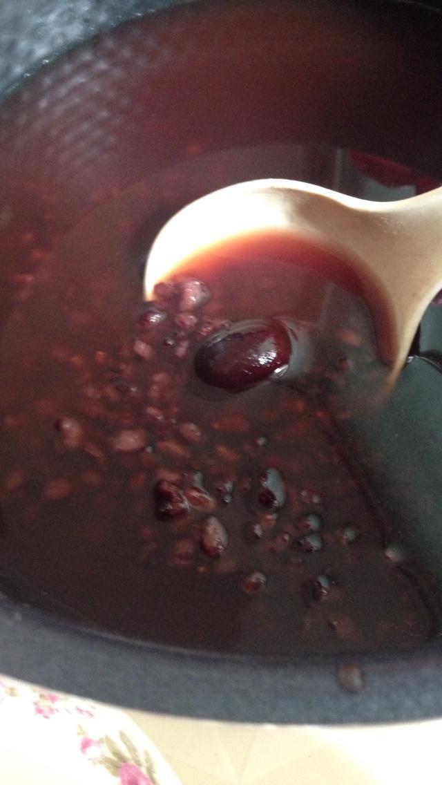 黑紅米紅棗粥的做法 步骤2