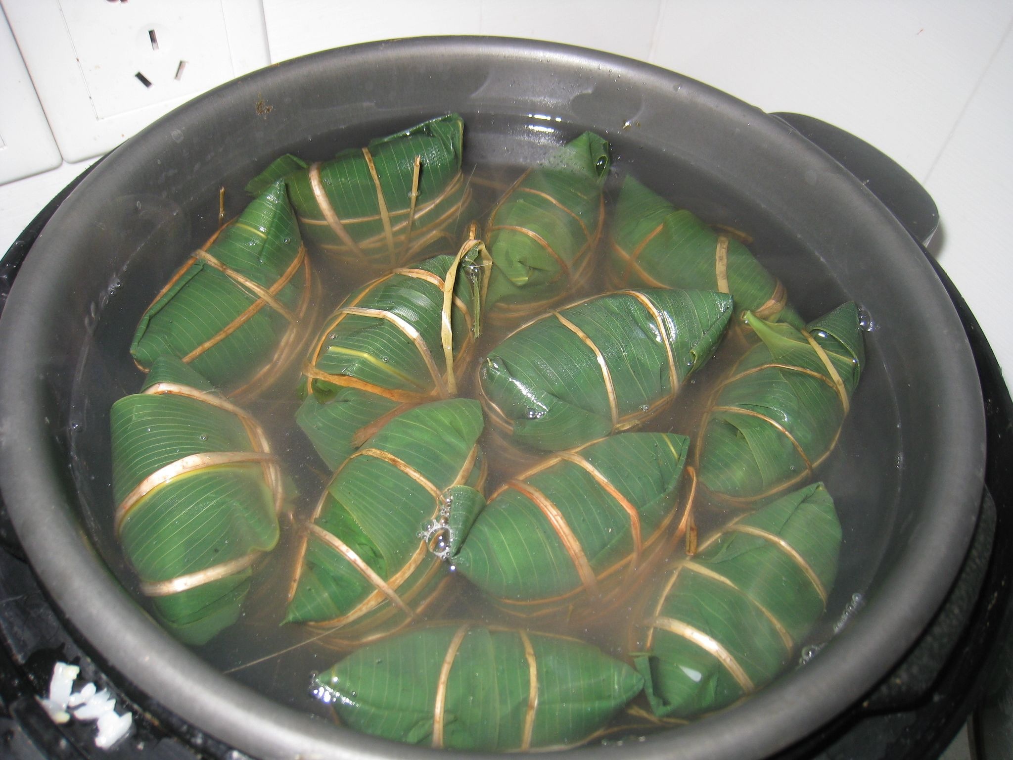 鹹蛋豬肉綠豆粽的做法 步骤11