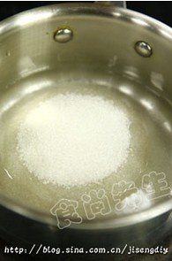 松仁粽子糖的做法 步骤1