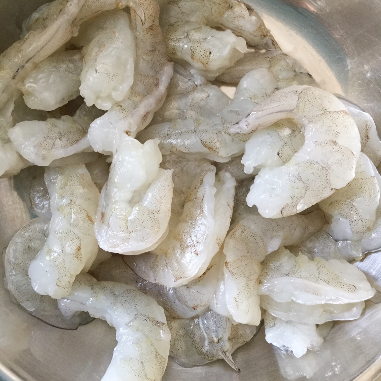 香菇蝦仁鮮肉韭菜水餃的做法 步骤2