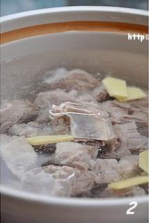 排骨蓮藕湯的做法 步骤2