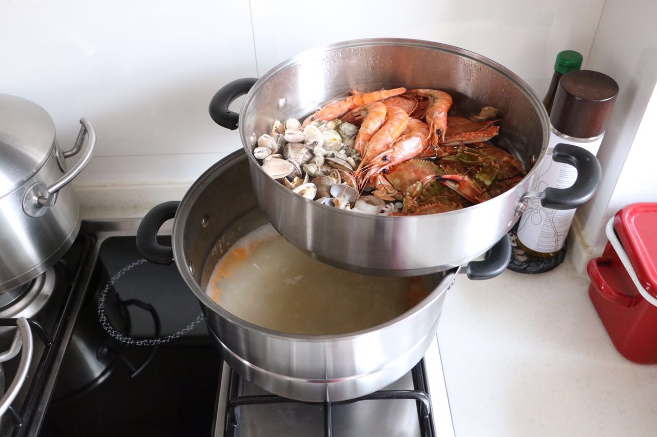 #快手烹鮮，慢享團圓#創意海鮮闔家套餐的做法 步骤2
