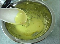 煉乳蛋黃沙拉醬的做法 步骤5