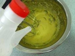 煉乳蛋黃沙拉醬的做法 步骤6