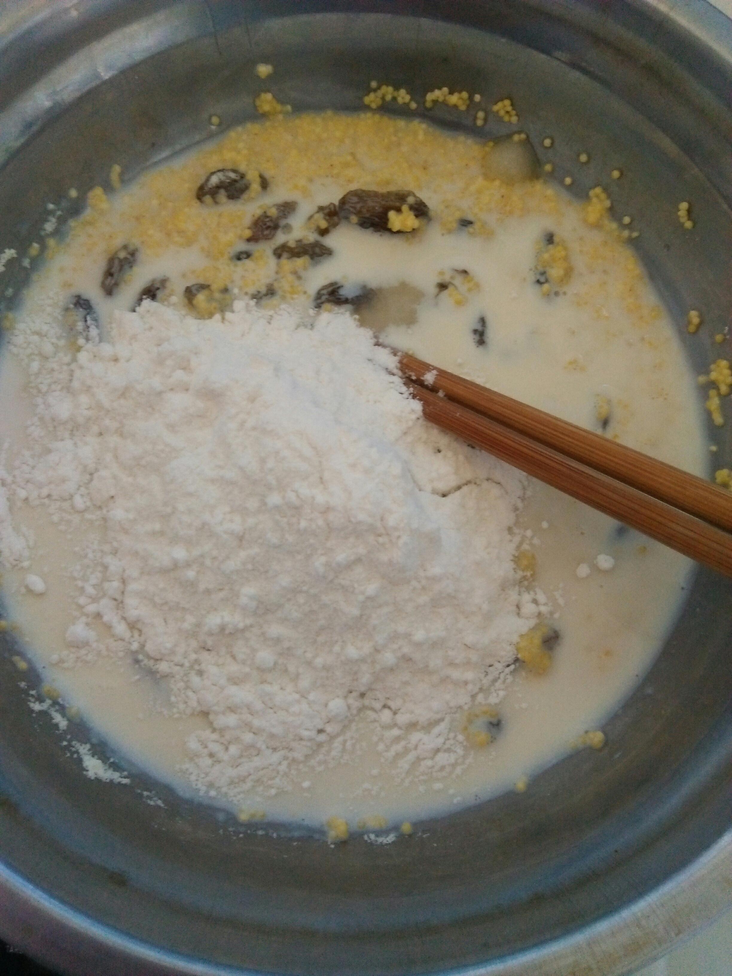 奶香黃米涼糕的做法 步骤3
