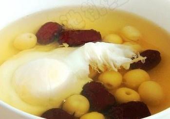 紅棗蓮子雞蛋甜湯的做法 步骤3