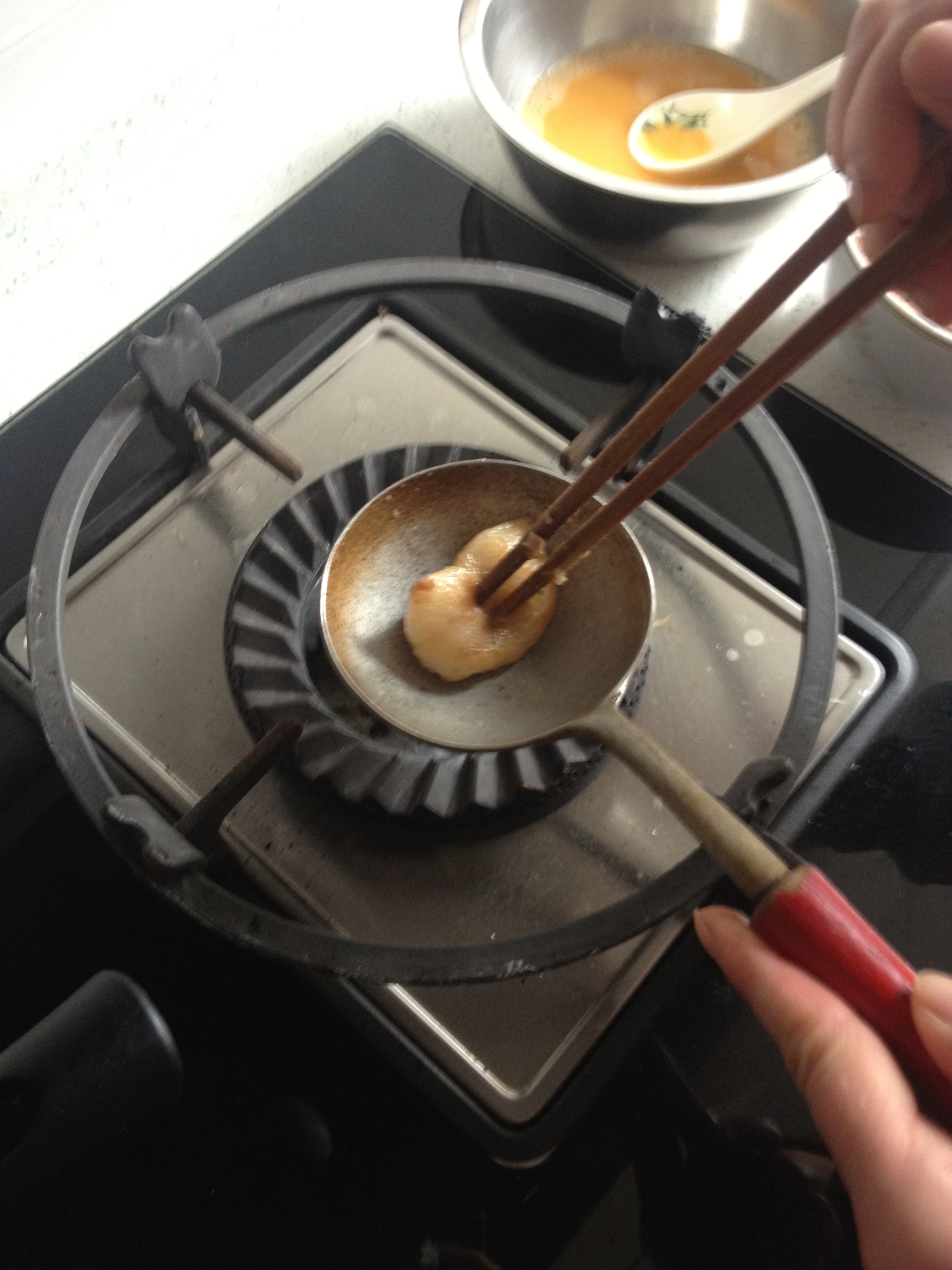 蛋餃--飯桌上的金元寶（年夜飯必備）的做法 步骤2