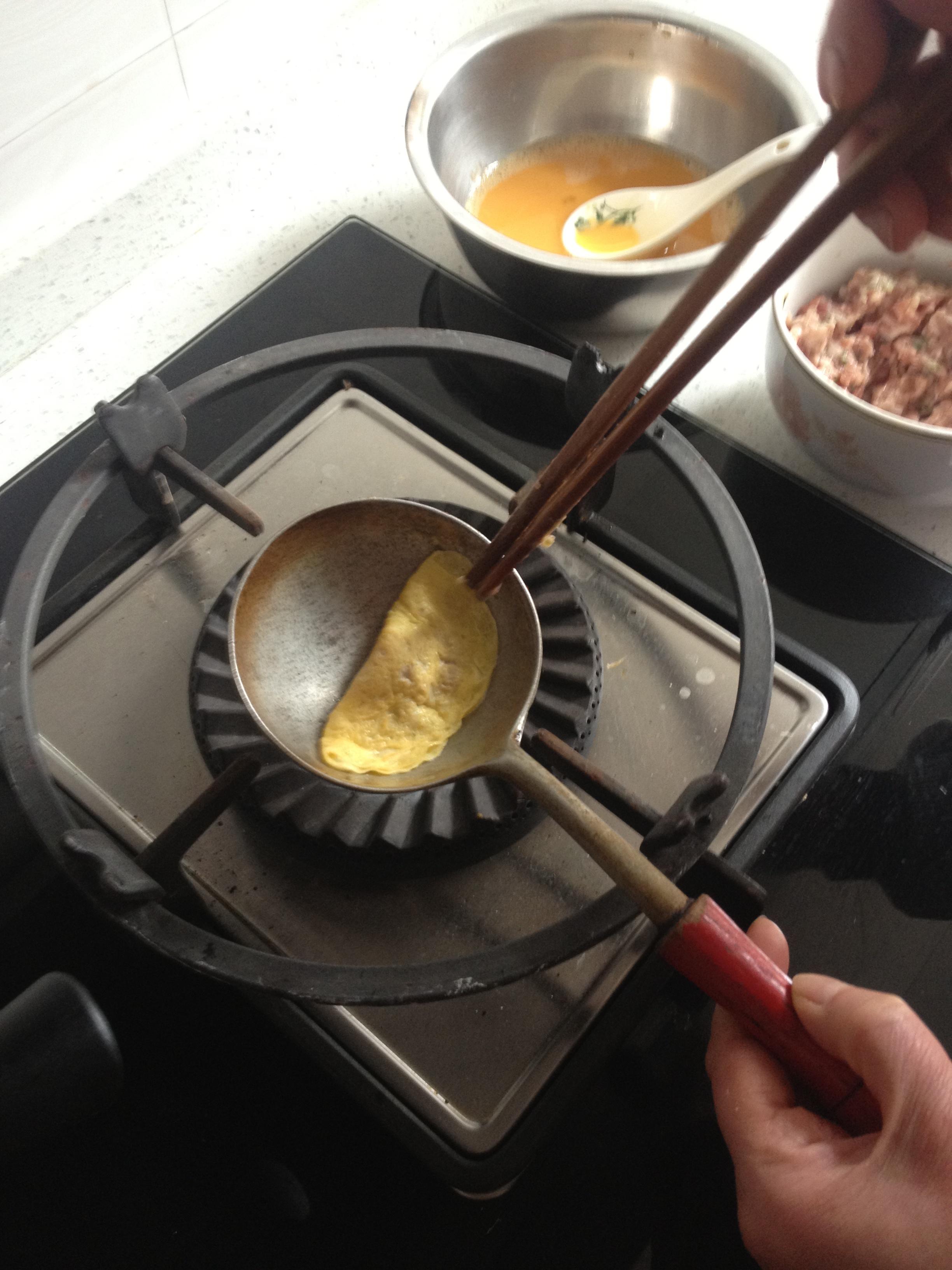 蛋餃--飯桌上的金元寶（年夜飯必備）的做法 步骤7