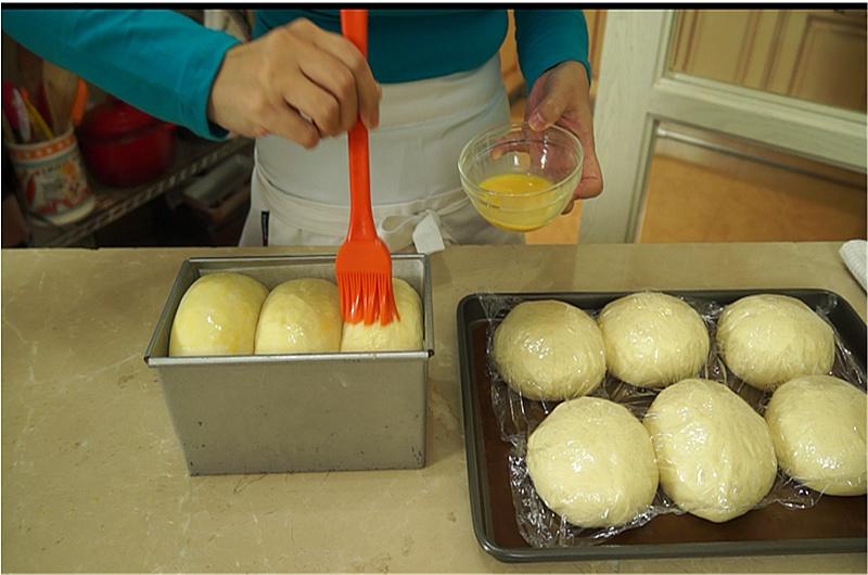 基礎麪包製作 Basic Bread (Loaf&Roll)的做法 步骤4