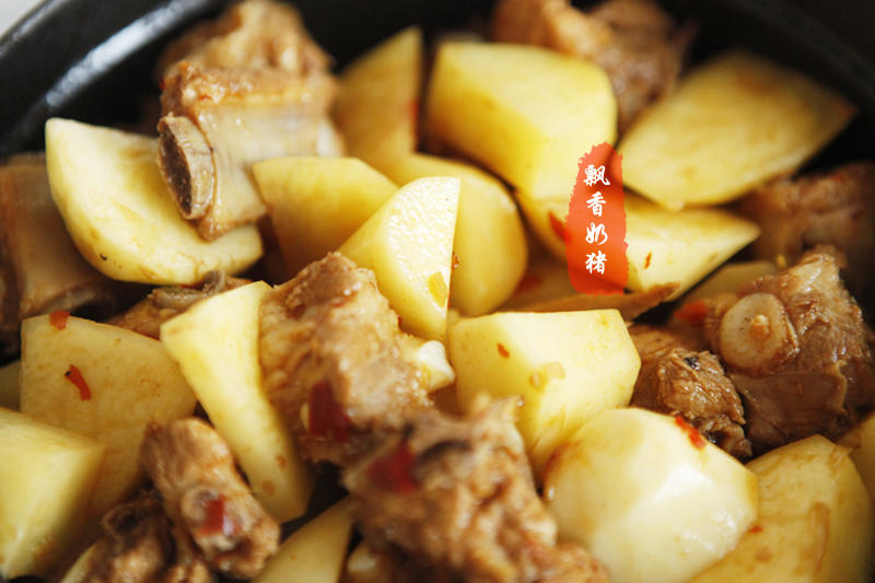 超級下飯的土豆燒排骨的做法 步骤10