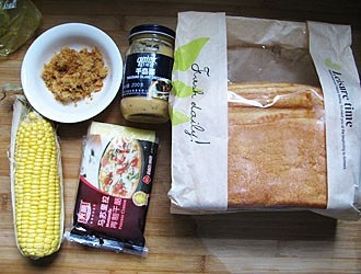 玉米三明治的做法 步骤1