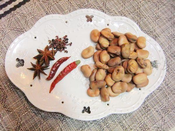 五香乾蠶豆的做法 步骤1