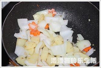 咖哩蔬菜的做法 步骤4